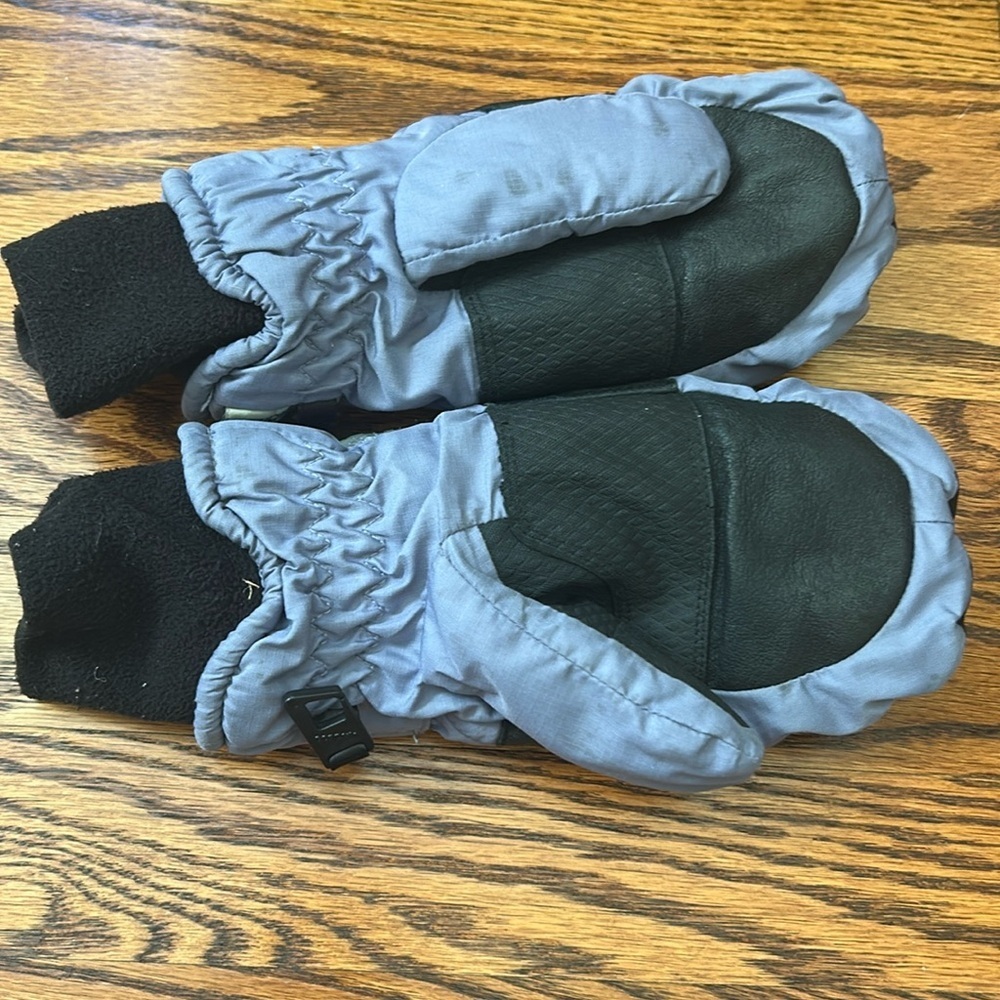 ๐ฟLands End kids purple winter mittens, size S๐ฟ - Picture 2 of 5